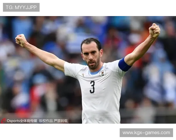 夸尔塔坐镇后防稳健，佛罗伦萨防线定海神针